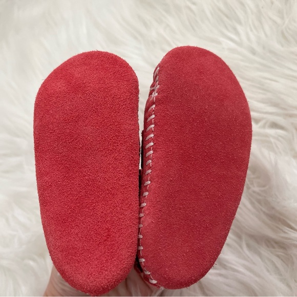 New Toddler Minnetonka Moccasins - Picture 5 of 5